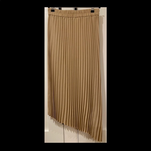 Monki Dresses & Skirts - MONKI pleaded skirt